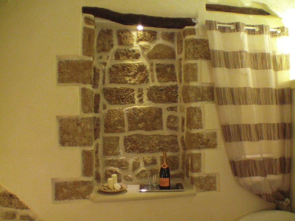 La Grotta Mesagne Exterior foto